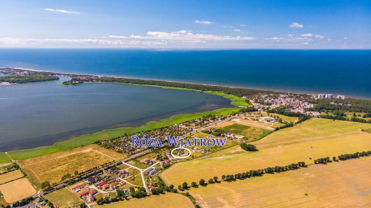 Проживання в сім'ї Roza Wiatrow *